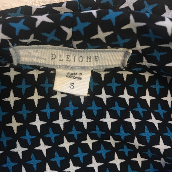 Pleione Mini Print Faux Wrap Blouse Size Small - Picture 7 of 10